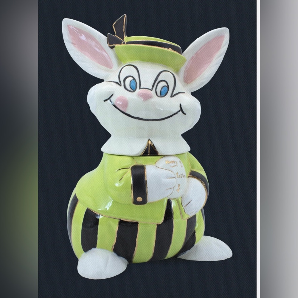 Vintage 70s rabbit cookie jar